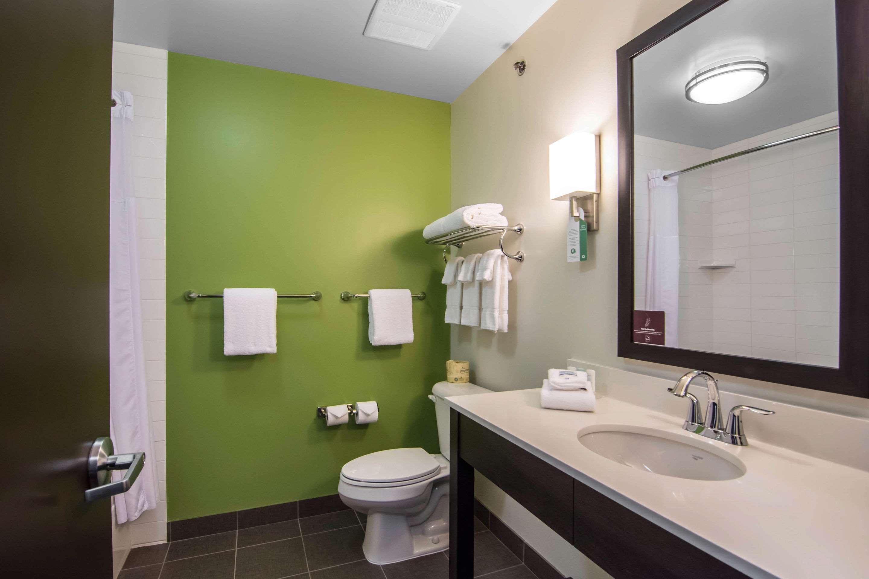 Sleep Inn Regina East Emerald Park Extérieur photo