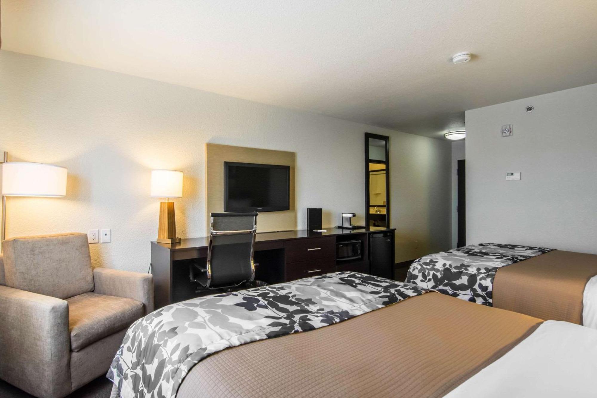 Sleep Inn Regina East Emerald Park Extérieur photo